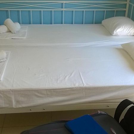 Giannmary Apartment Палиохора Екстериор снимка