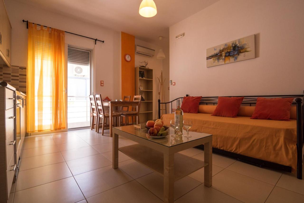 Giannmary Apartment Палиохора Екстериор снимка