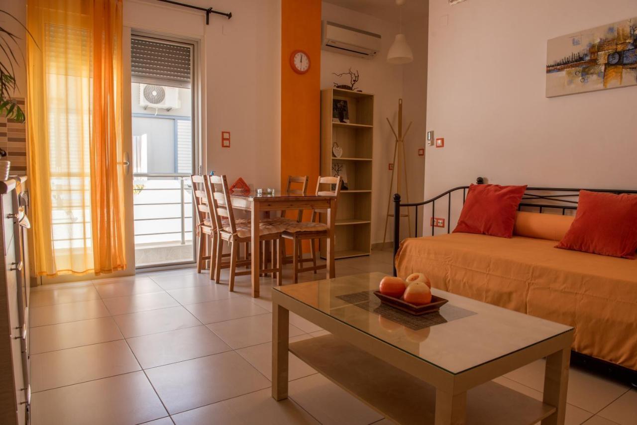 Giannmary Apartment Палиохора Екстериор снимка